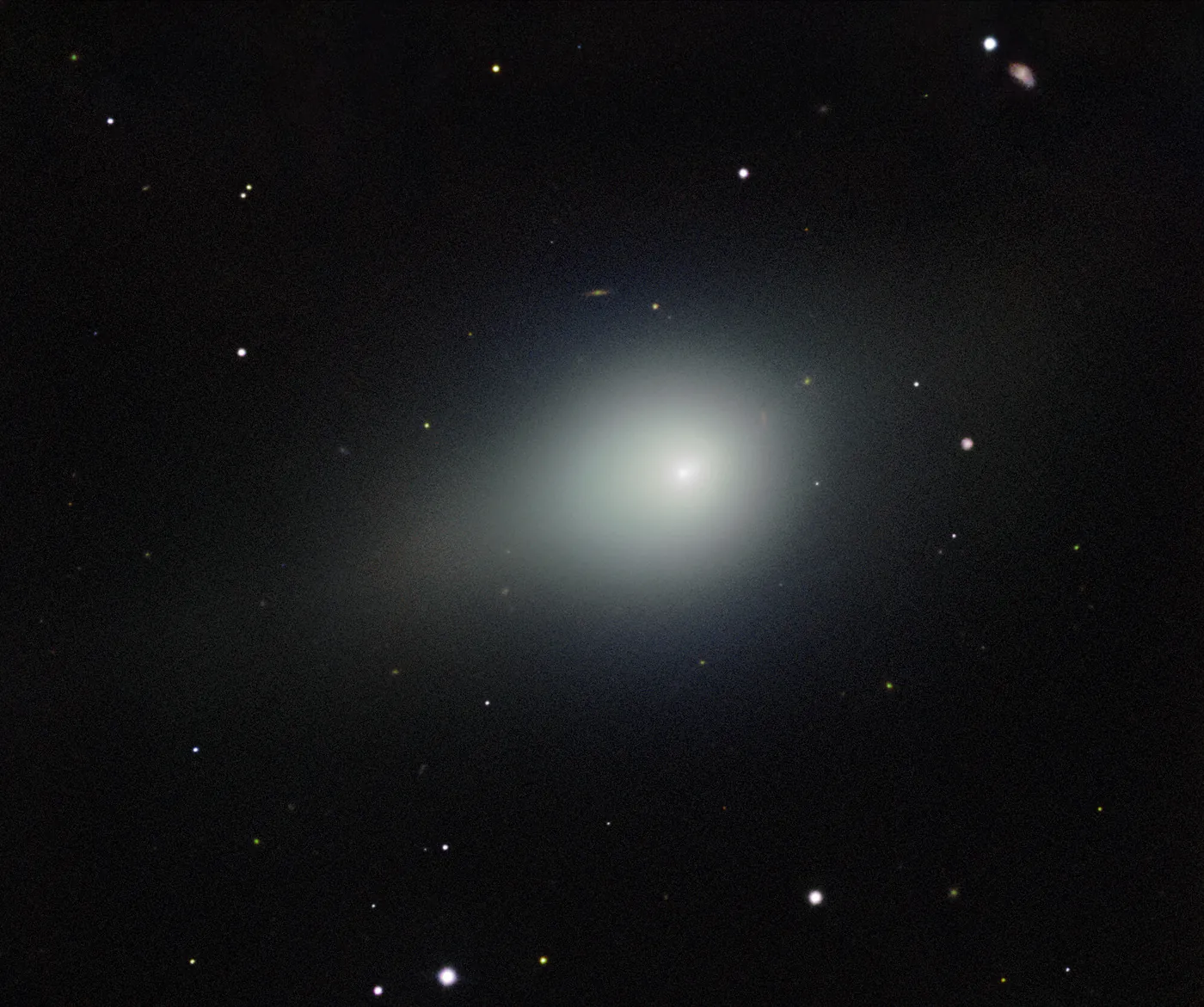 3I/ATLAS imaged by Gemini North, a bright coma at the center of the frame